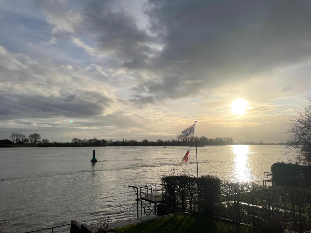 Sonnenschein Apartment Brake  Bagian luar foto