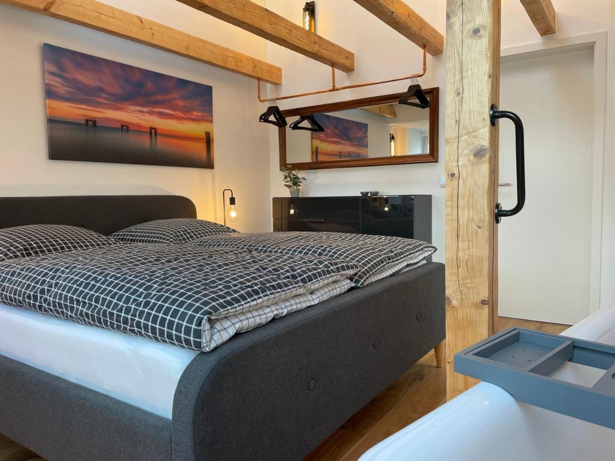 Sonnenschein Apartment Brake  Bagian luar foto