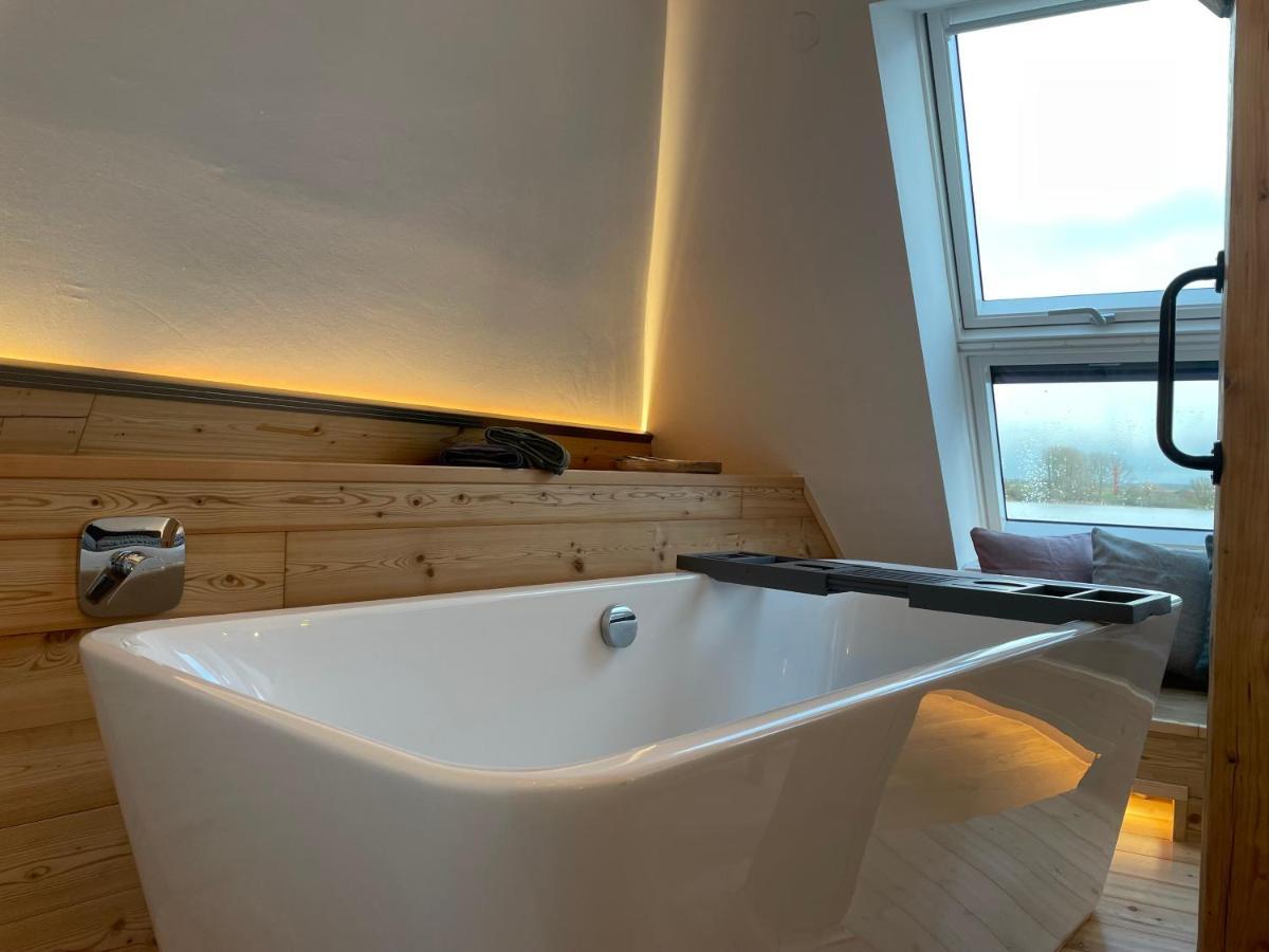 Sonnenschein Apartment Brake  Bagian luar foto