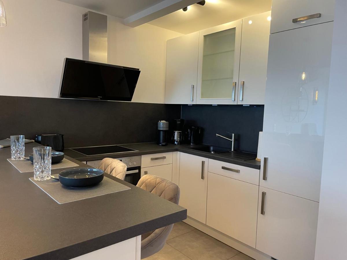 Sonnenschein Apartment Brake  Bagian luar foto