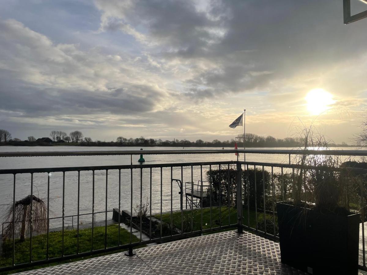 Sonnenschein Apartment Brake  Bagian luar foto