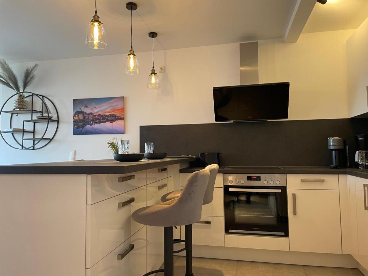 Sonnenschein Apartment Brake  Bagian luar foto
